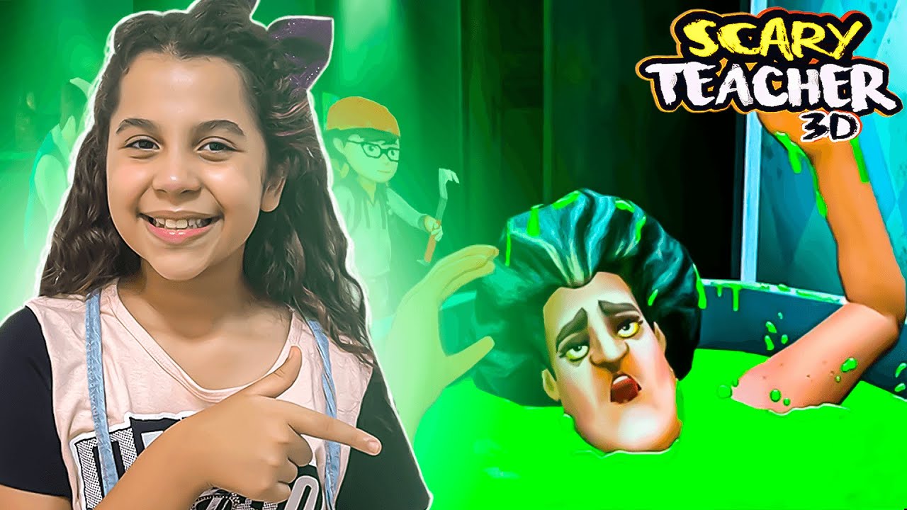 COLOCAMOS SMILE NA BANHEIRA DA PROFESSORA - Scary Teacher