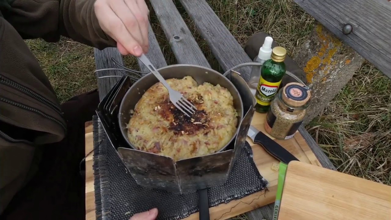 OUTXE Titanium Flatware Knife Fork Spoon Set with Carrying Bag for Traveling Picnic Hiking