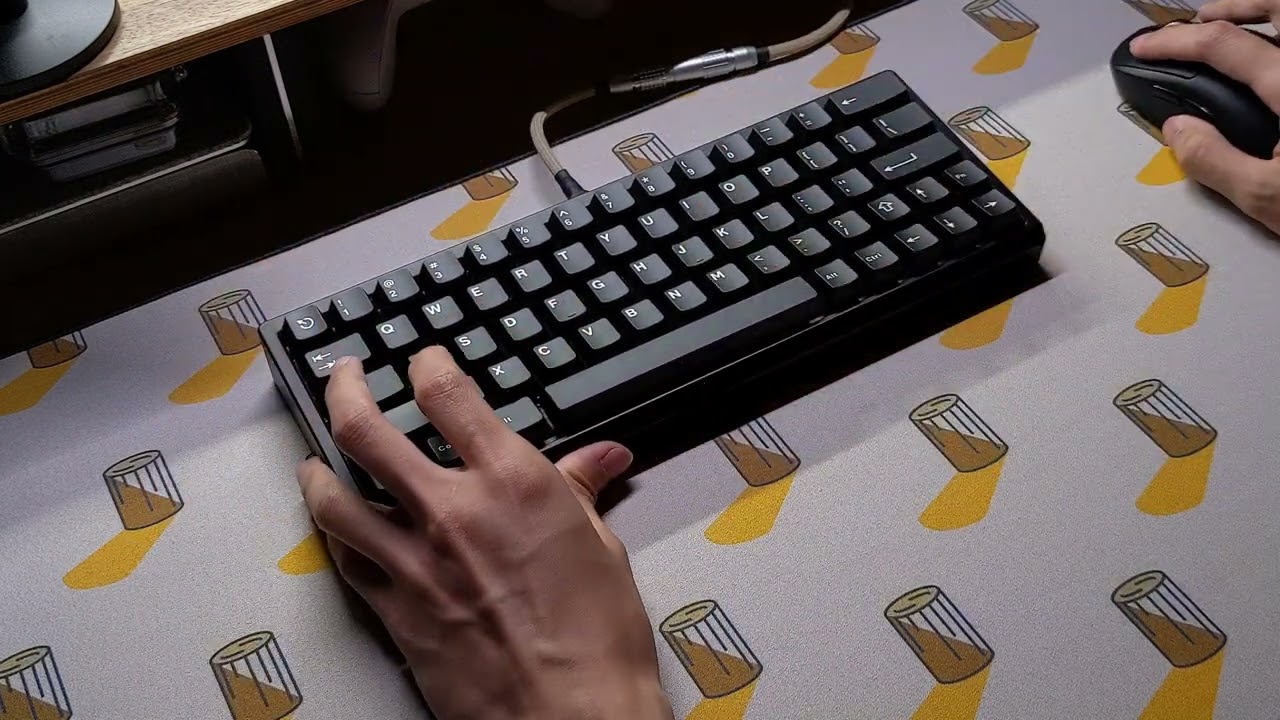I modded my simpler 60 into gummy oring mount to reach maximum clack with hg blacks.