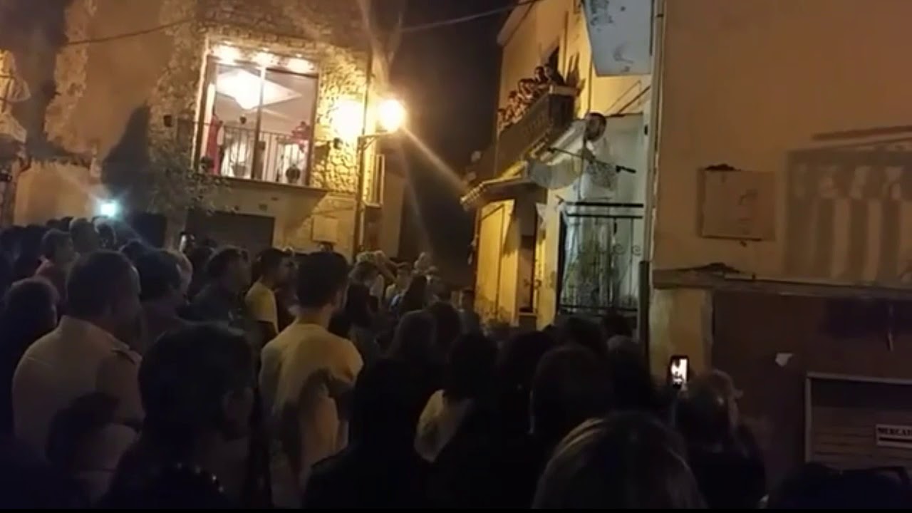 Accoglienza del nuovo parroco Don Giuseppe nel comune di Rose (CS)