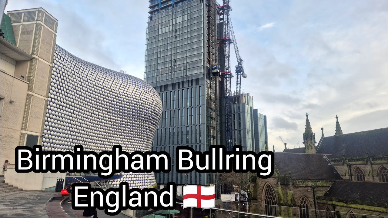 Birmingham Bullring on a Friday Afternoon. Crowds, Shops & City Vibes.