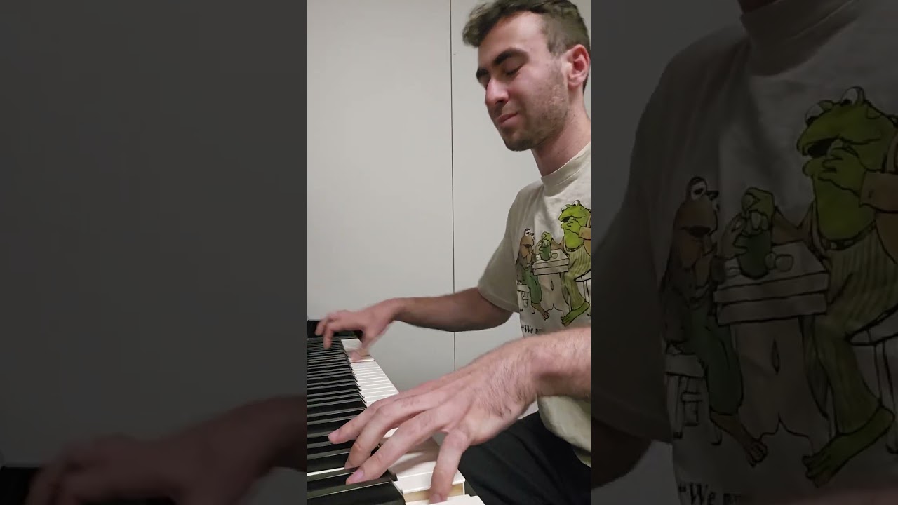 Alex Makeev - Mycelium Eyes (Sub Urban Piano Cover)
