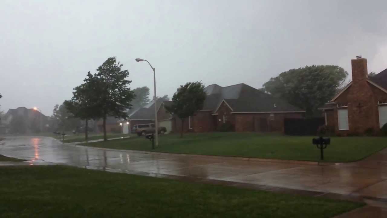 Thunderstorm rolling in, Stillwater Oklahoma