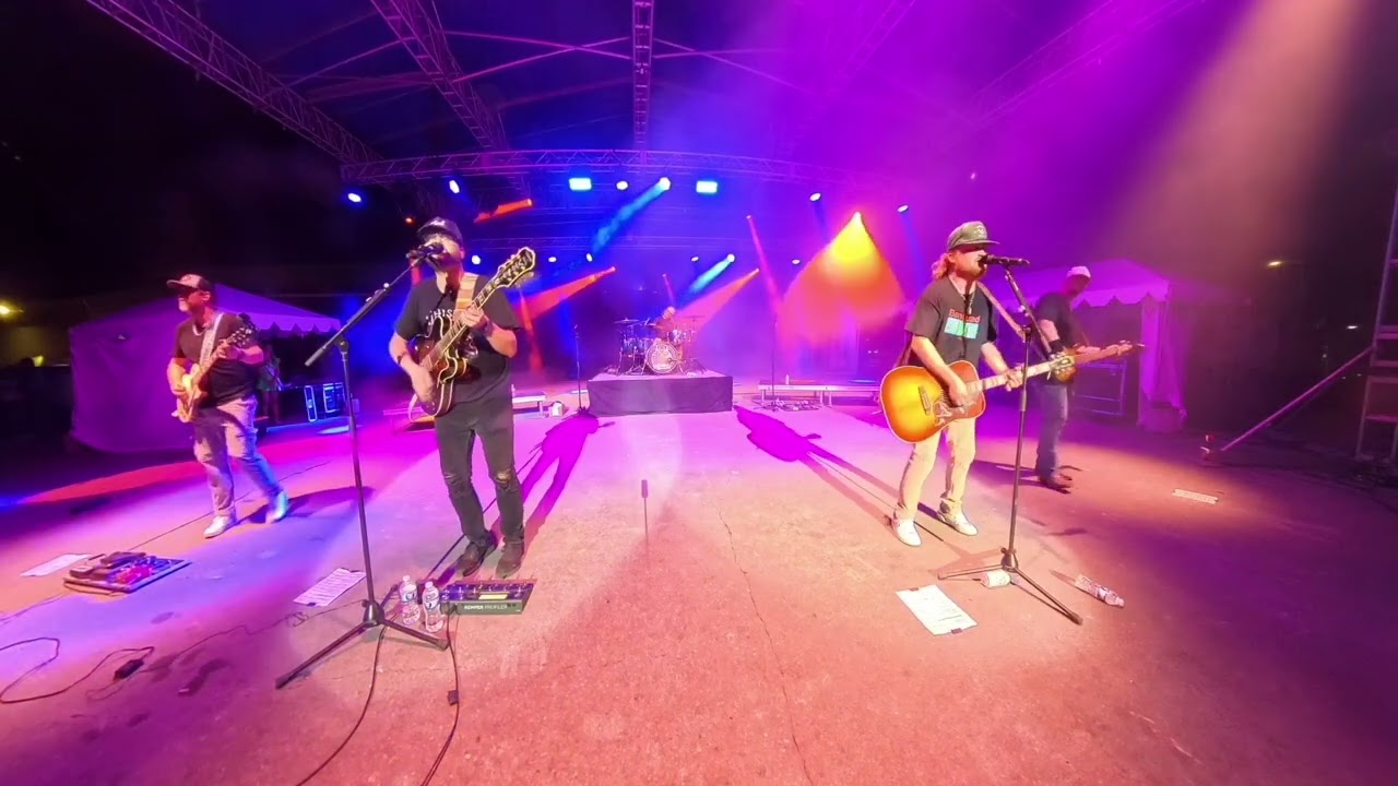 Close Encounters (Knoxville, TN) @TreatyOakRevival