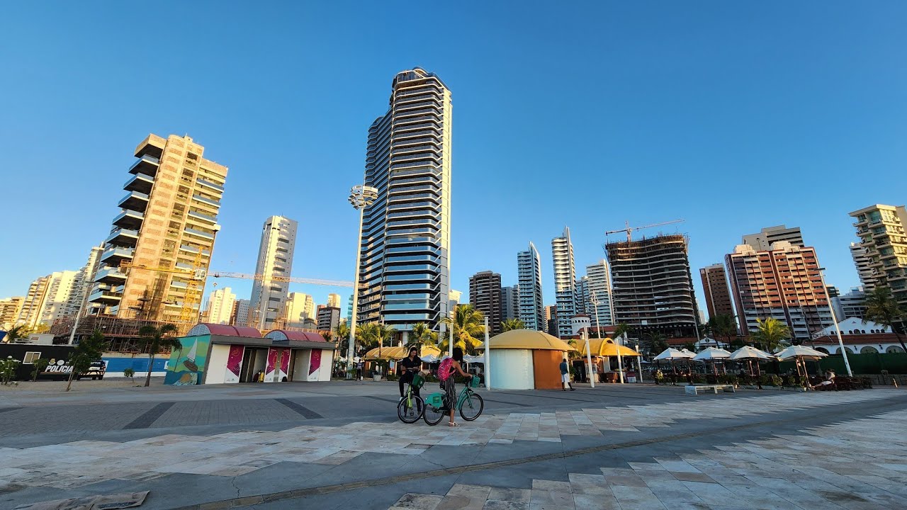 EDIFÍCIOS DE ALTO LUXO SENDO CONSTRUIDOS  EM FORTALEZA ( WAVE, DC 360, IVENS MONUMENTAL  EPIC).07.06