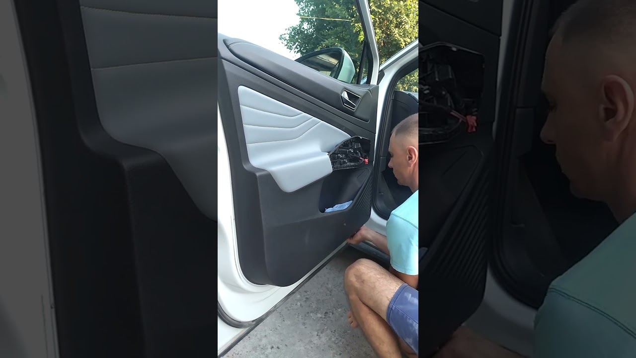 Як зняти карту дверей Volkswagen ID4 Демонтаж дверної карти фольксваген ID4 Door panel VolkswagenID4