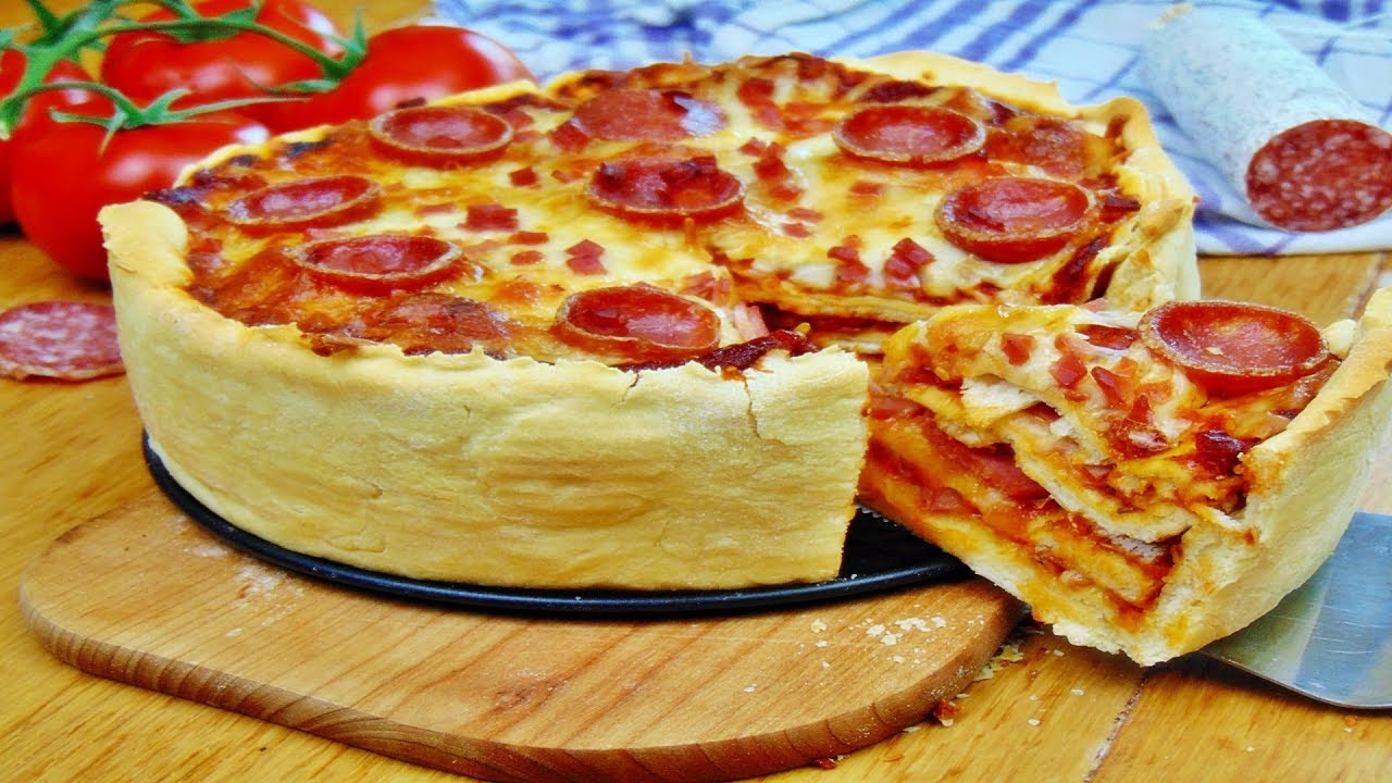 Rezept: Pizza Torte mit selbstgemachtem Pizzateig / Pizza Kuchen