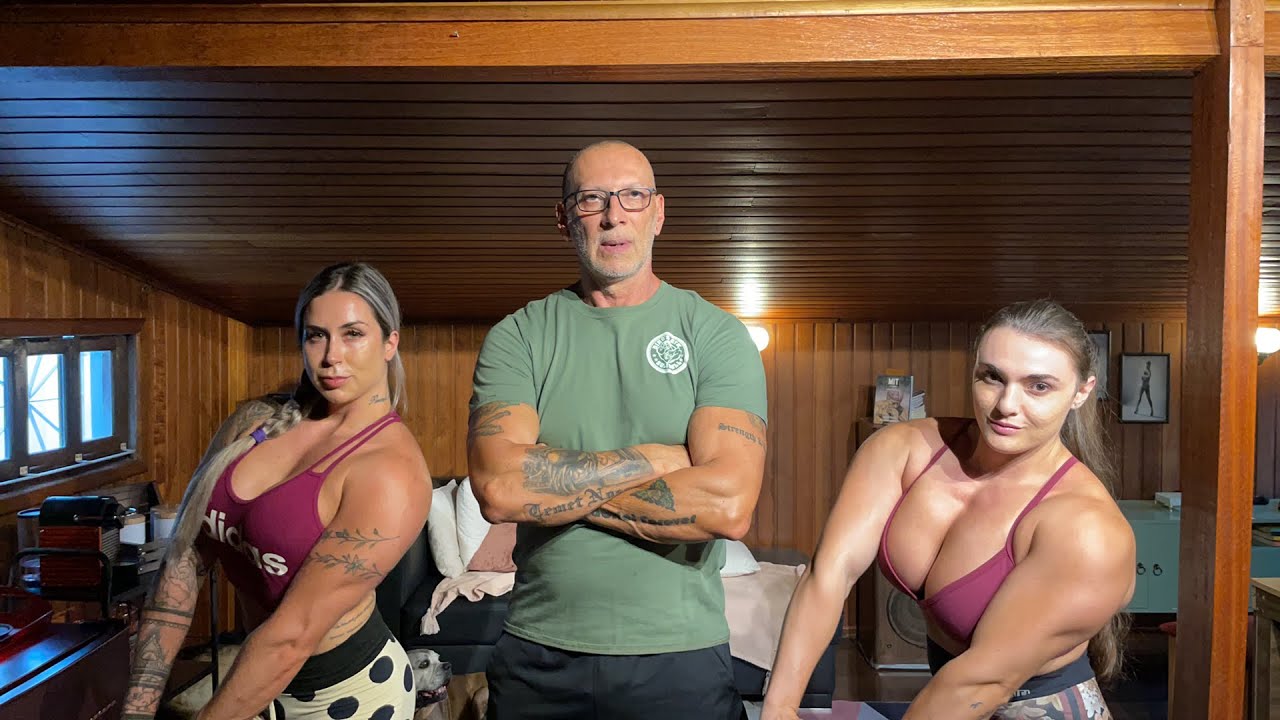 Treino de peito e bíceps com Jessica e Anny