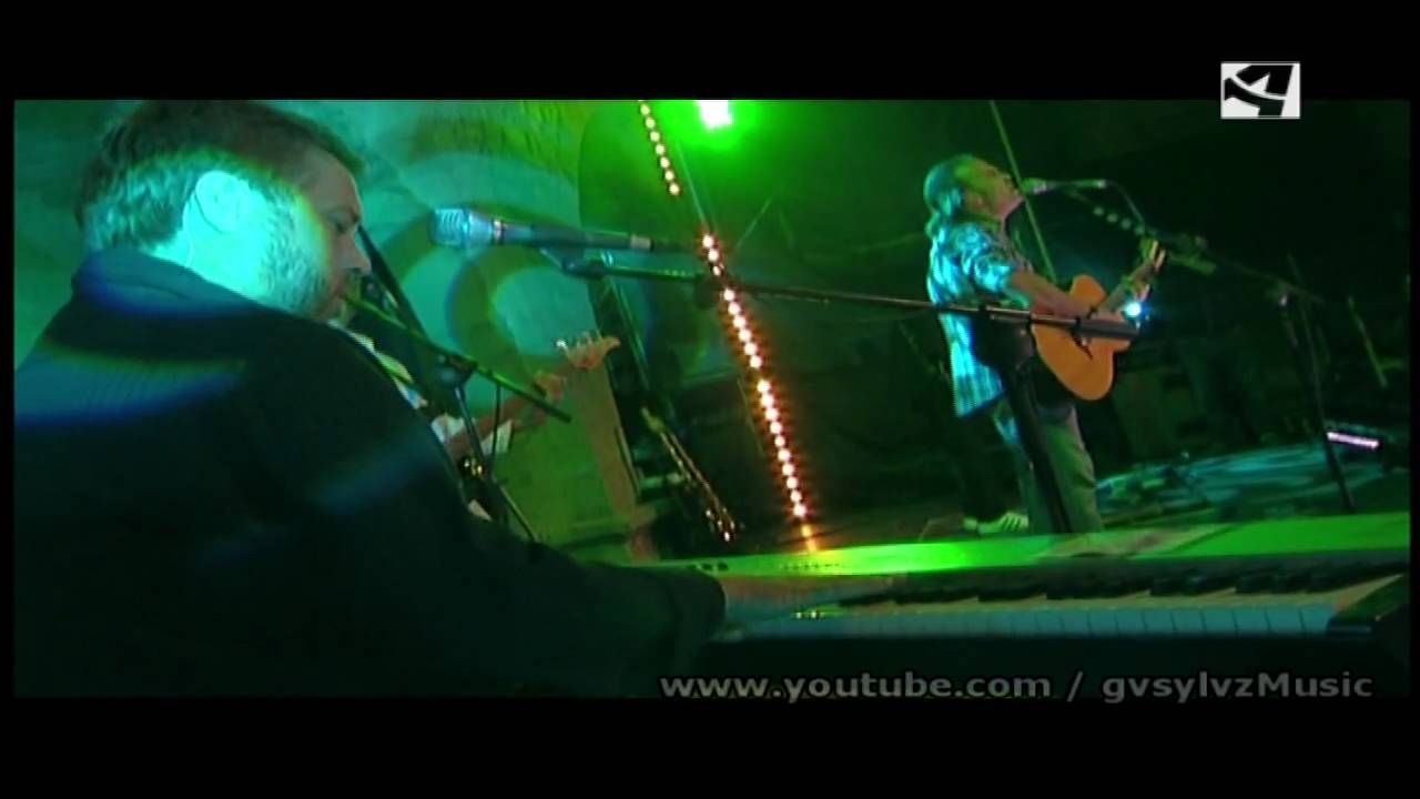 01 - Los Secretos - Ojos de gata (Luna lunera 2008)