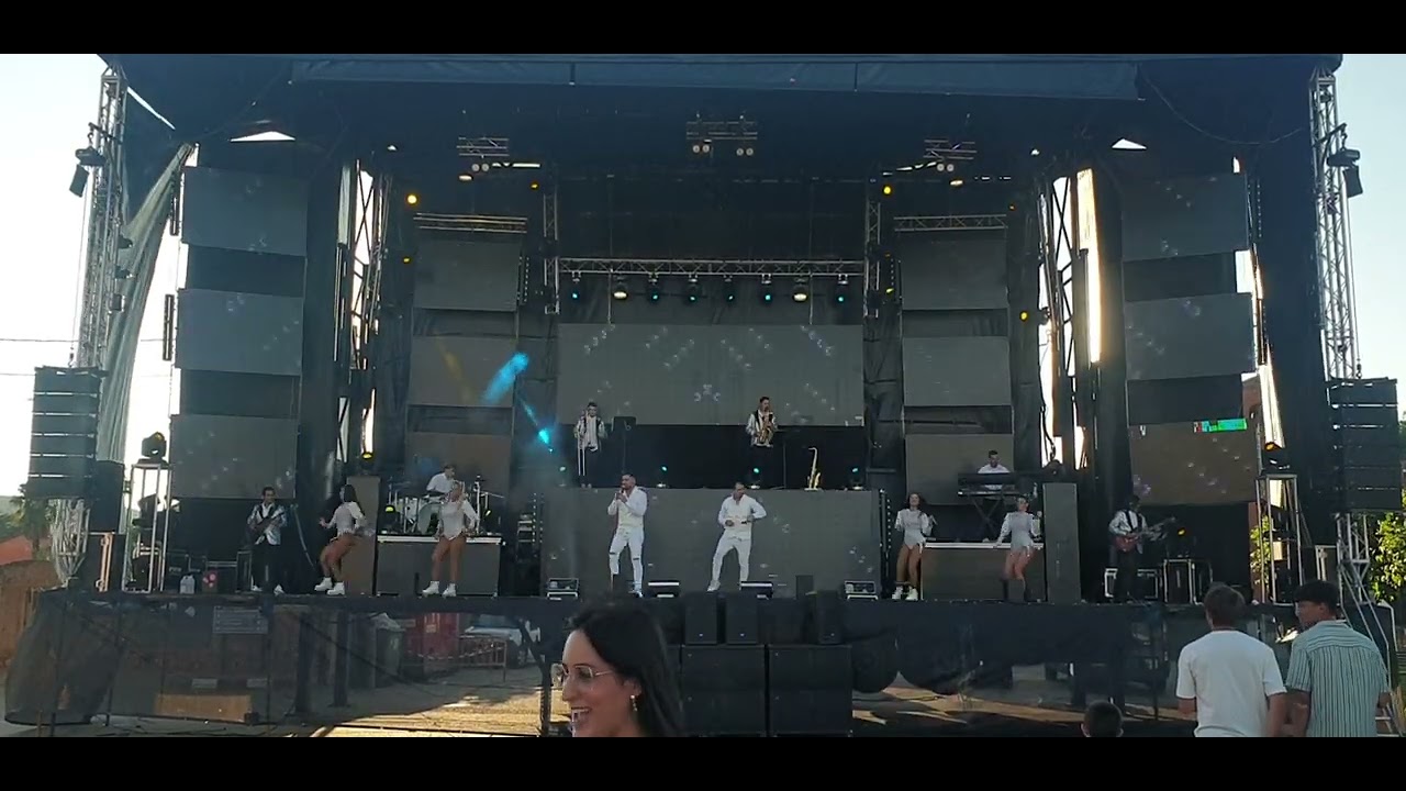 ORQUESTA            MALIBU SHOW   EN MORALES DE REY