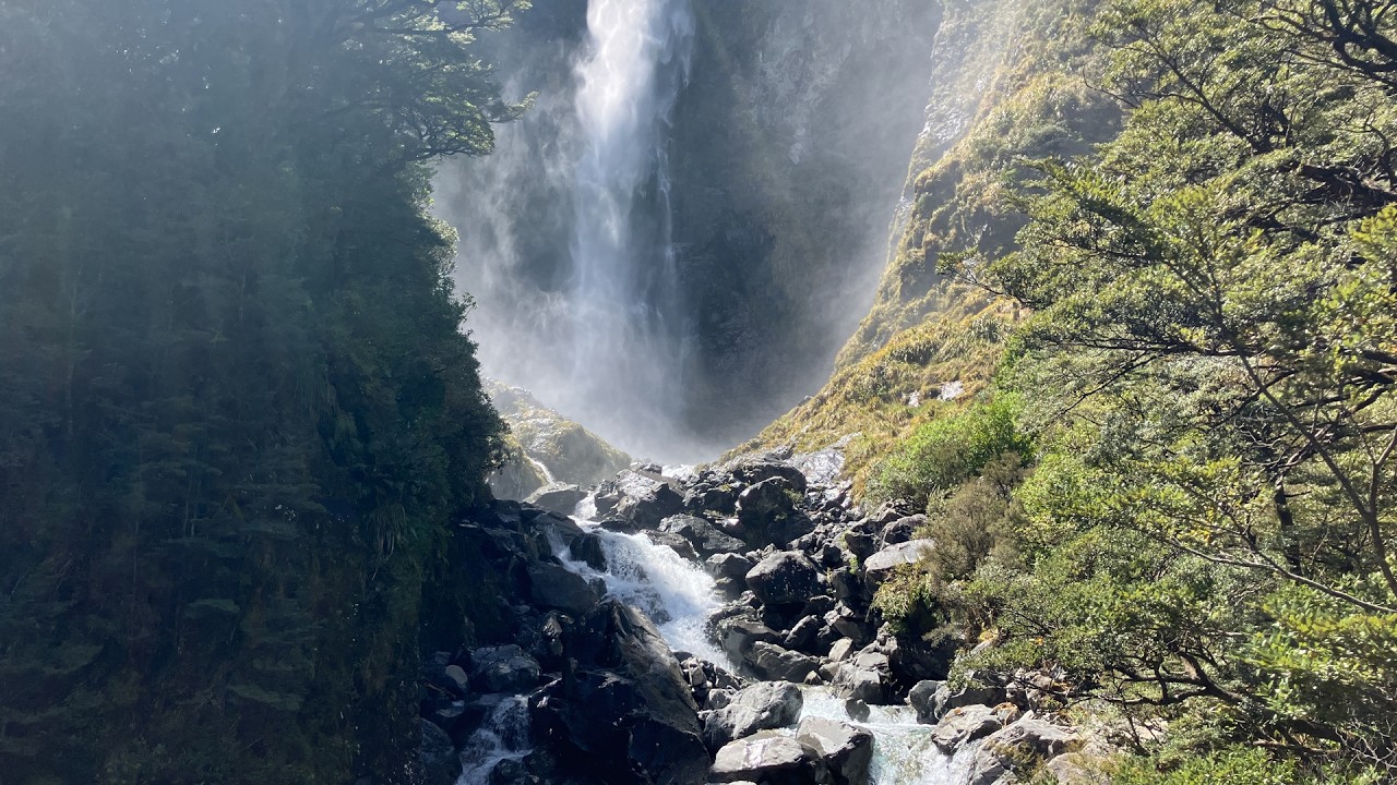 Walking in Arthur's Pass New Zealand | Sony FDR X3000 test