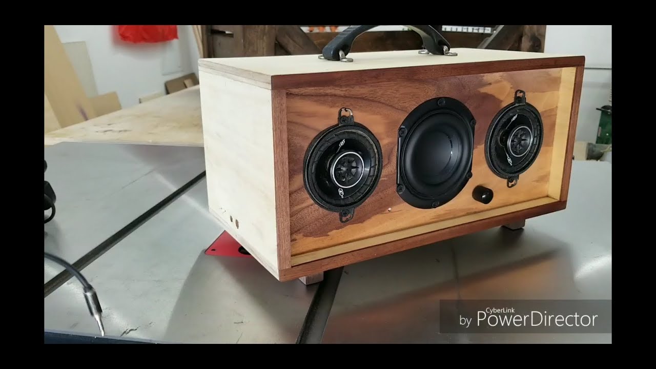 How I made a Portable DIY Boombox