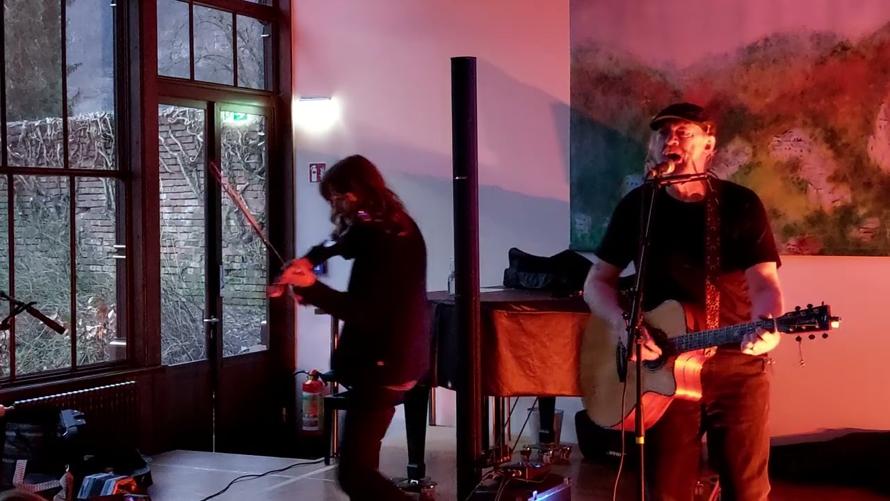 Paddy goes to Hollyhead Duo - Bound Around