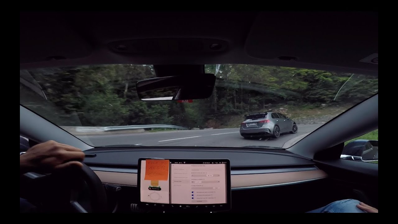 TESLA 3 PERFORMANCE VS MERCEDES AMG A45 S (ILLEGAL DRIFT BATTLE!!!)