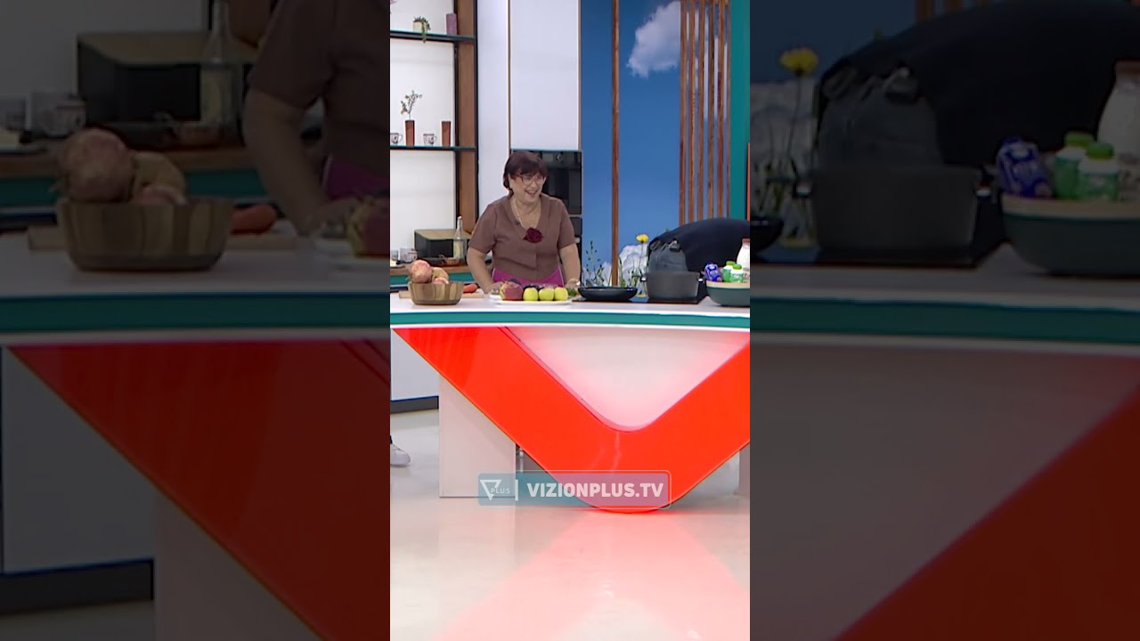 Moment epik n&euml; studio: Syrit i del rrushi nga goja! -  