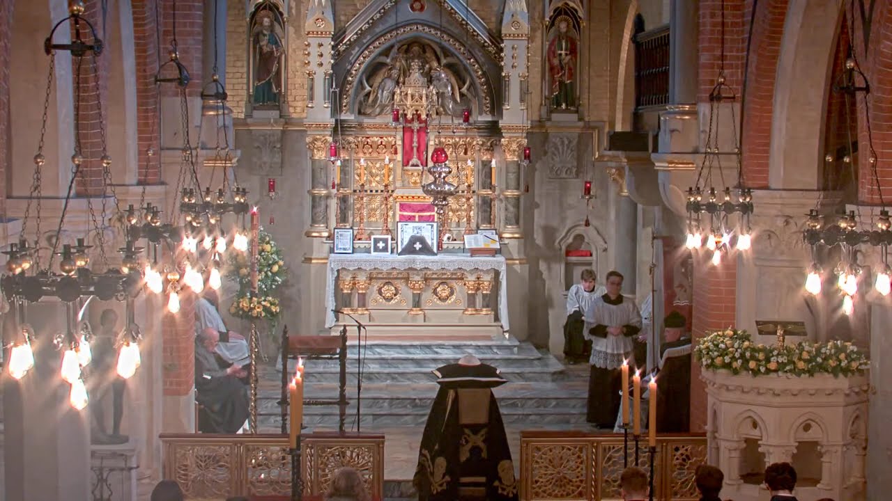 Requiem Missa Cantata for Pope Francis RIP