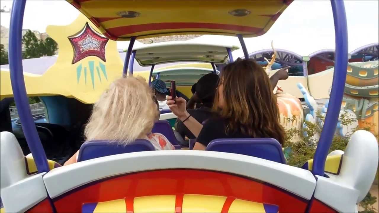Islands of Adventure: High in the Sky Dr. Seuss Trolley Train Ride on and off Ride POV 1080p