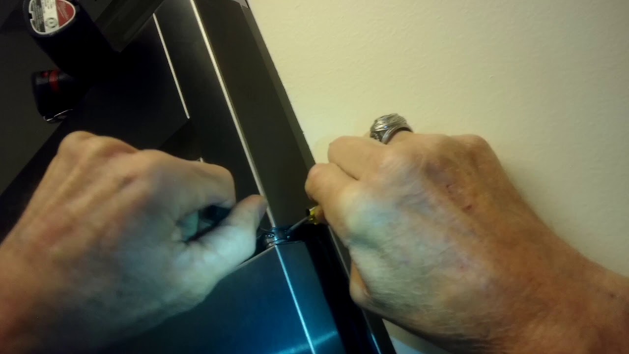 Commercial Fridge Won’t Close On It’s Own - EASY FIX