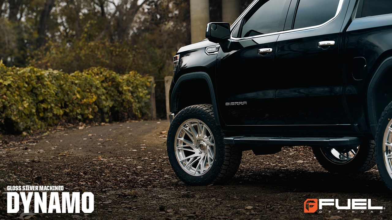 Fuel Off Road FC405 Dynamo | Gloss Silver Brushed with Chrome Lip | 22x10 | GMC Sierra