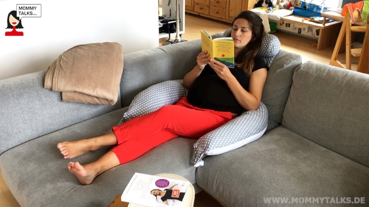 Bewertung Video über das Koala Hugs+ Schwangerschaftskissen von Koala Babycare® mit Mama Lisa