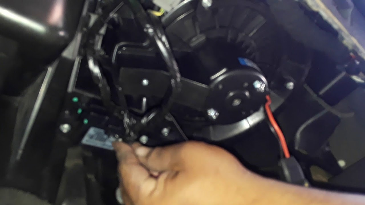 Common problem with the 2012 Ford Fusion A/C Blower motor resistor