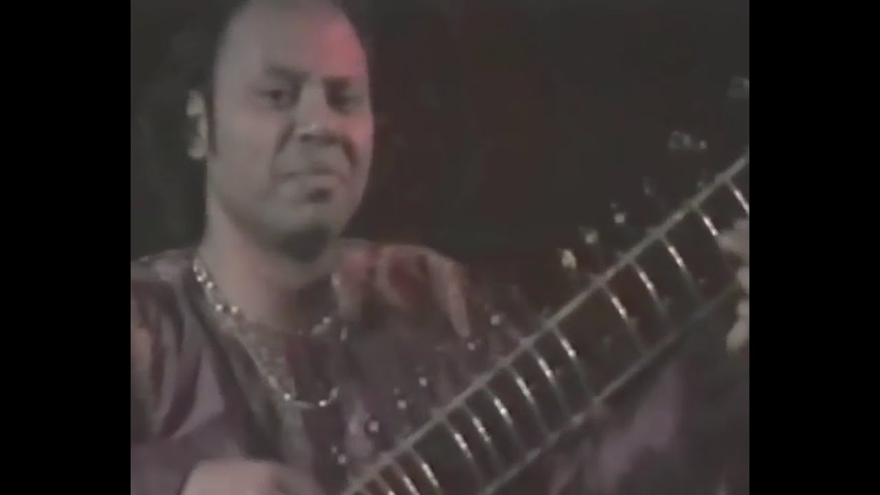 1996-08-31 Sitar Concert - Nishat Khan at Krishna Puja, Cabella, Italy