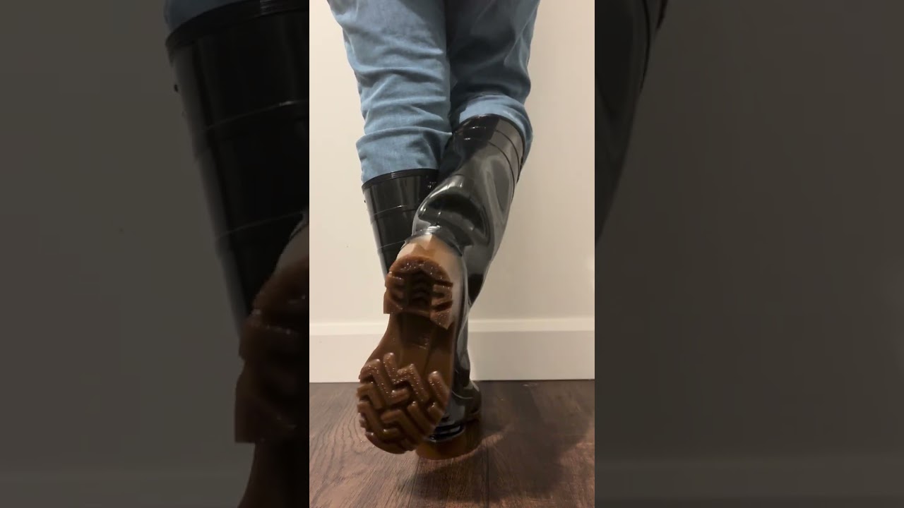 New Achilles rubber boots (with the right size)