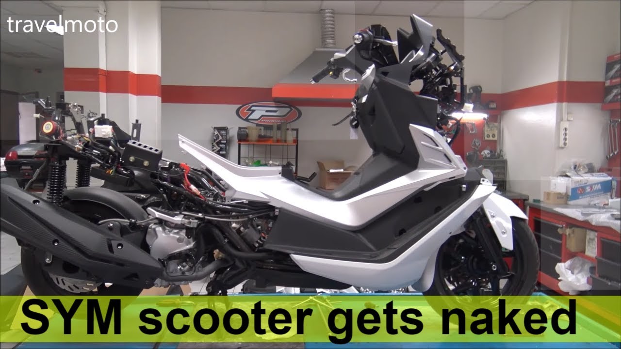 Naked scooter: SYM CruiSym 300 (all plastic removing)
