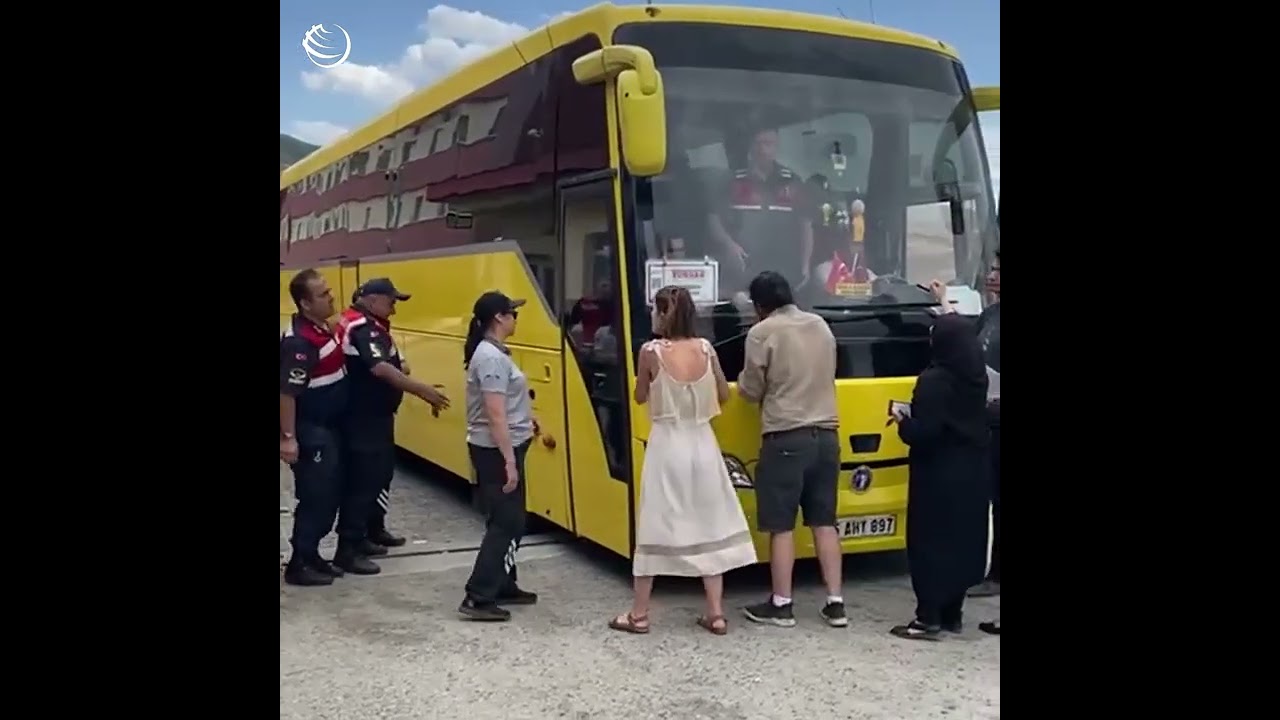 İzmir Harmandalı Geri Gönderme Merkezindeki mültecilerin durumuna ilişkin kimseye bilgi verilmiyor