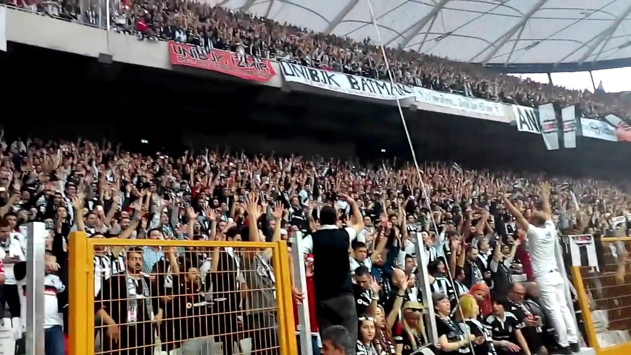 Vodafone Arena ilk maç öncesi Tezarühatlar-ÇARŞI