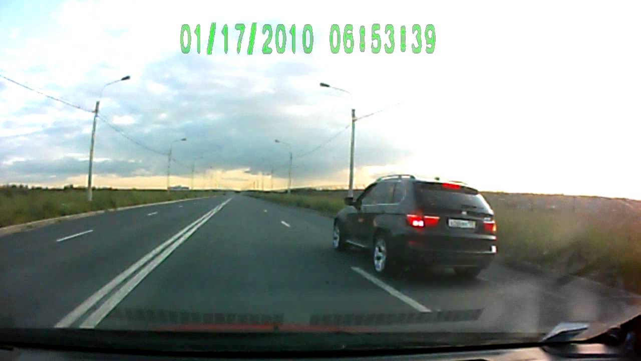 YRV 1.3t vs BMW X5 3.0t (chiped). Both Automatic.