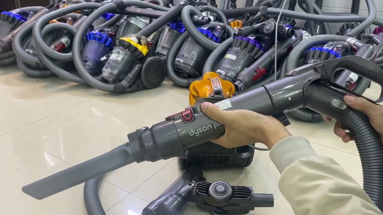Xả hàng cuối năm máy hút bụi dyson dc12 động cơ ko chổi than. . Zalo :0378594256