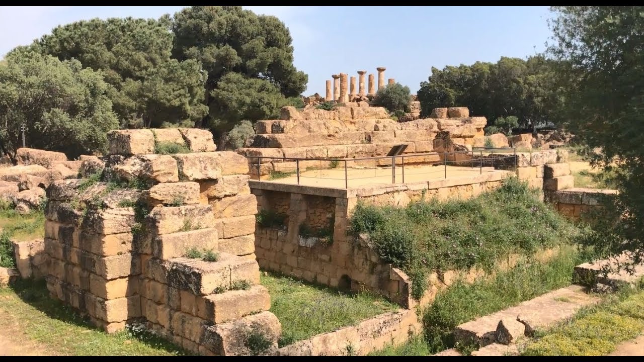 Pondering Sicily&rsquo;s Past at the Valley of the Temples