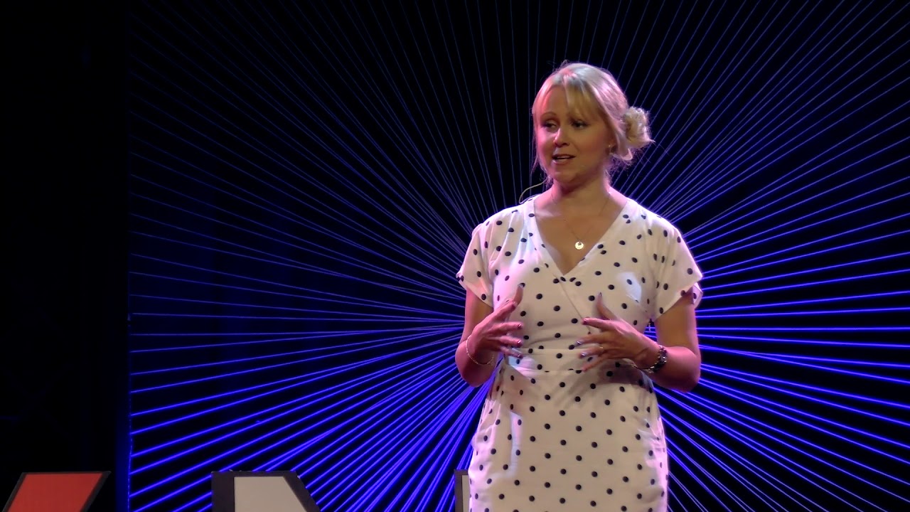 Your Future = Blog + Vlog + Share + Connect | Nat Davies | TEDxNorwichED