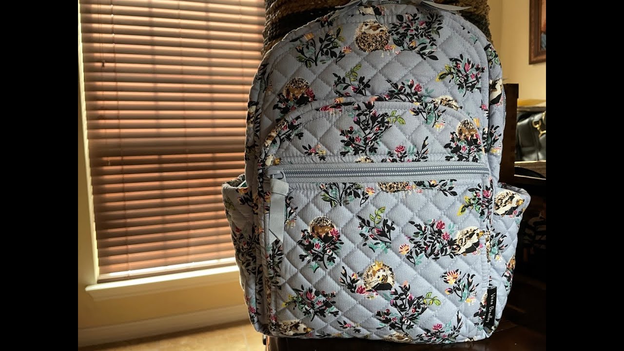 What’s in my Vera Bradley Small Backpack- Hedgehog Wild