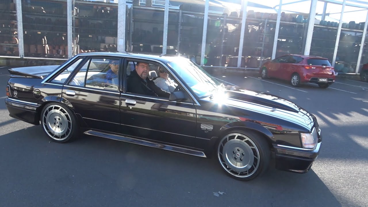 Modified cars arrive @ Sydney, Villawood, Cars Without Limits