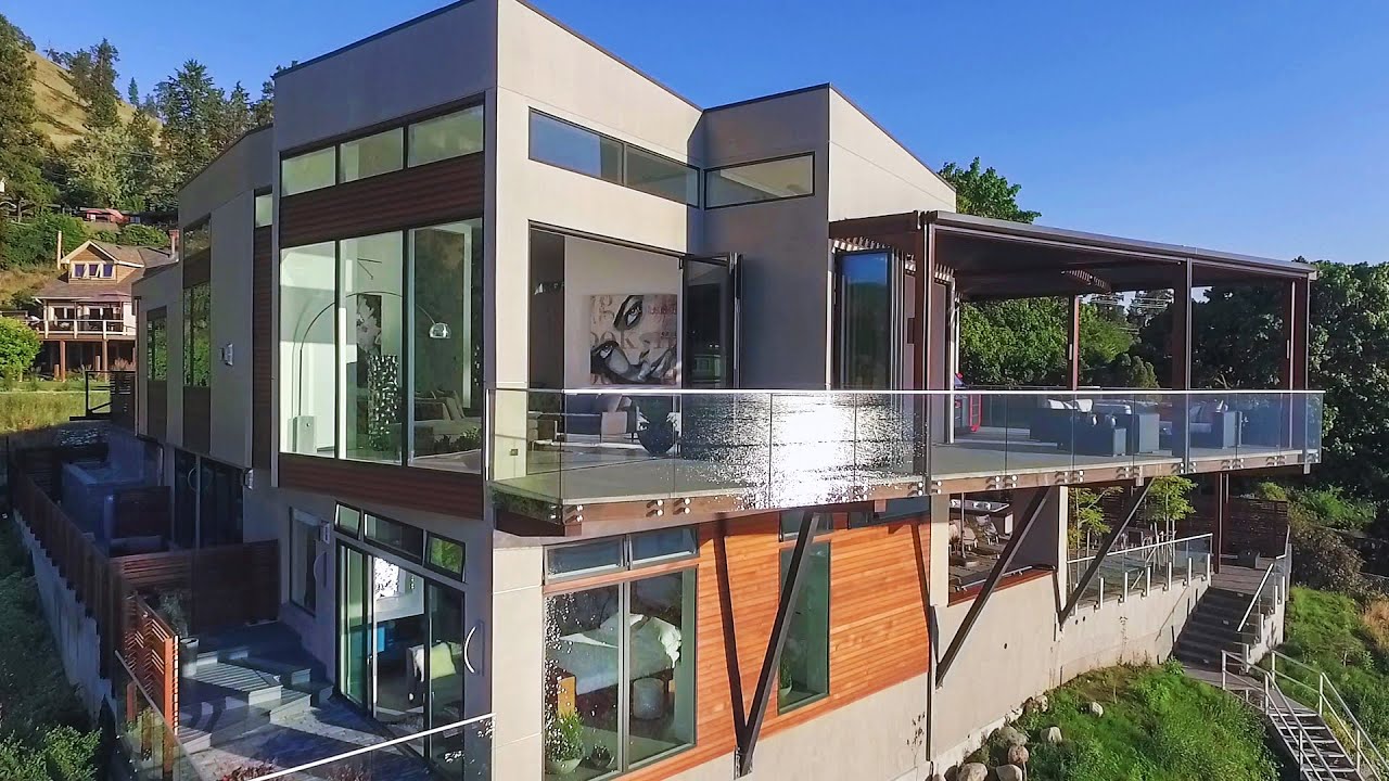 320 Poplar Point Drive  - Kelowna Luxury Real Estate