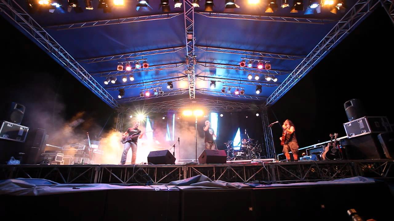 MARTA SUI TUBI - L'ultima Luna (Lucio Dalla) - live Music for Emergency (HQ)