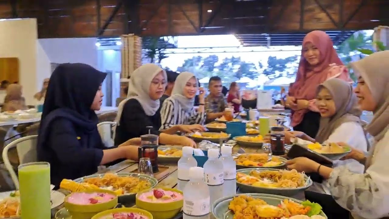 BUKA BERSAMA KELUARGA TOSERBA FIRDAUSY PLELEN 1446 H - BEAM'S COFFE 22 MARET 25