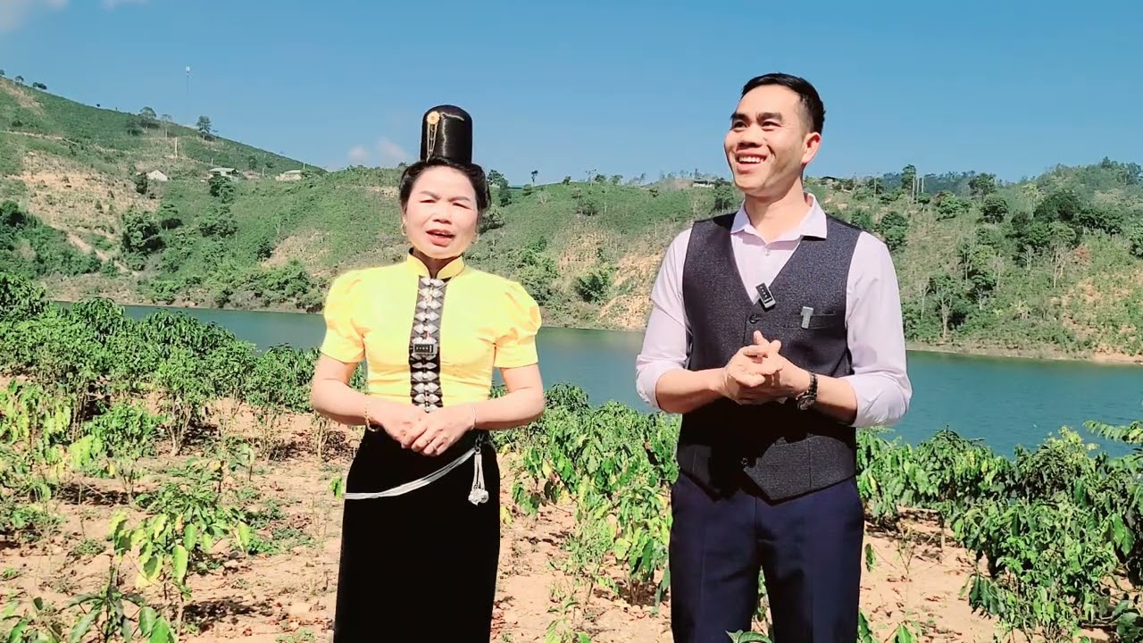 Quàng Thoa Lần Đầu Gặp Nghệ nhân Hoàng Thi