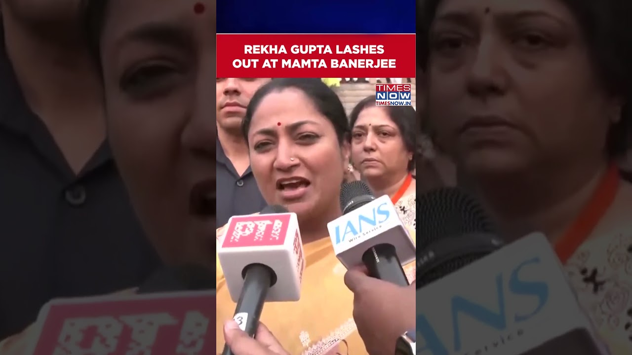 Delhi's Rekha Gupta Targets West Bengal CM Mamta Banerjee Ahead Of Elections #shorts