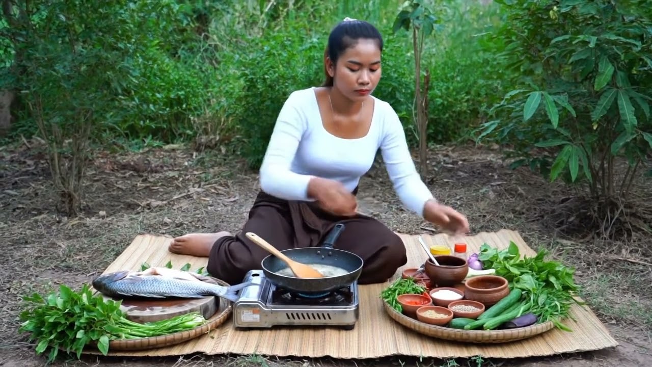 &ldquo;Taste Explosion: Chinese, Cambodian & Thai Delicious Foods!&rdquo;