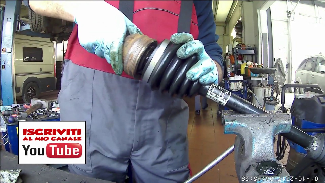 Come cambiare Cuffia del semiasse VW