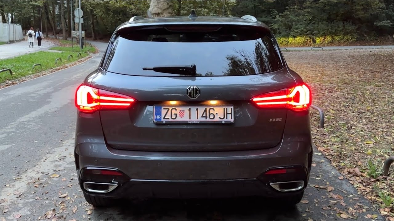 MG HS 2024 - EVENING POV test drive (AMBIENT lights, LUXURY trim)