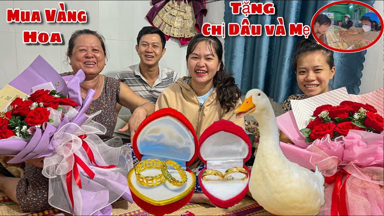 Về Thăm Nhà Chị Dâu và Mẹ Bất Ngờ Nhận Quà Ăn Mừng 8-3 Từ Em Gái | Vịt Bim Bim Vui Mừng