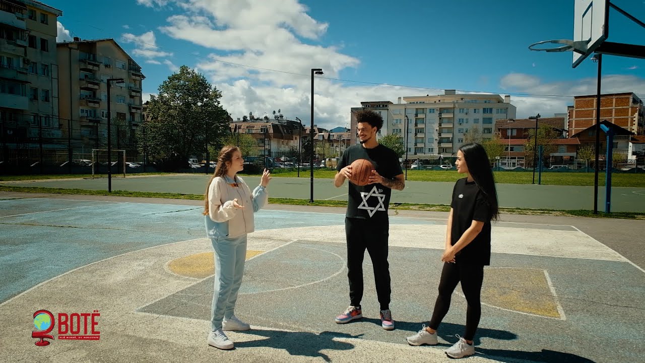 DY BOTË: Trey Anderson dhe Korie Thomas