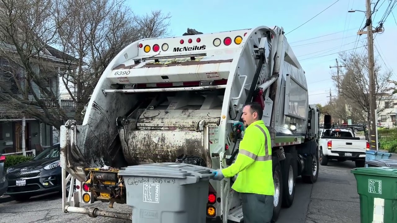 City of Berkeley Rear Loader garbage trucks!