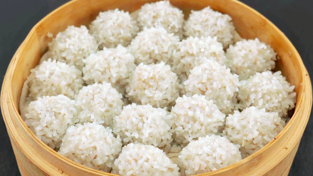 年夜饭的菜谱：糯米肉丸子，团团圆圆，软糯好吃，蒸珍珠糯米圆子的家常做法，肉馅的调配方法#珍珠丸子 #珍珠糯米丸子 #糯米圆子 #珍珠糯米肉丸 #糯米肉丸 #糯米 #肉馅 #年夜饭 #年夜饭菜谱 #家菜