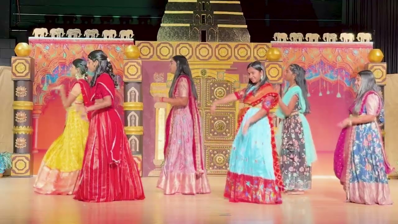 Raada Group Dance