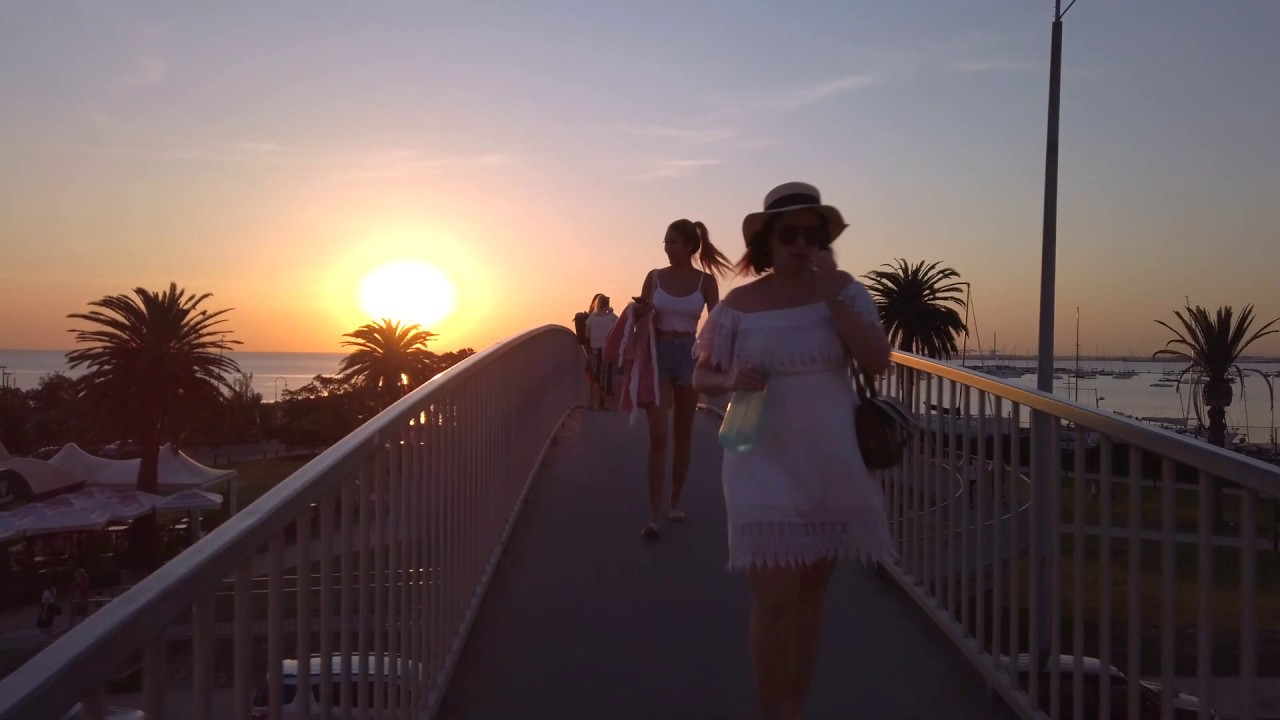 Melbourne 4k - St Kilda Beach walk before Covid at Sunset - Spring 2019